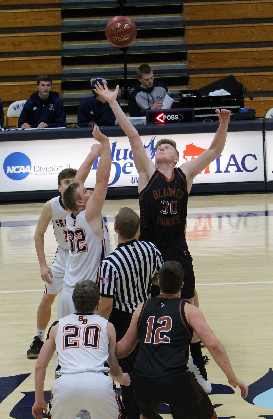 Bloomer boys basketball vs Stanley-Boyd at UW-Stout 12-1-18